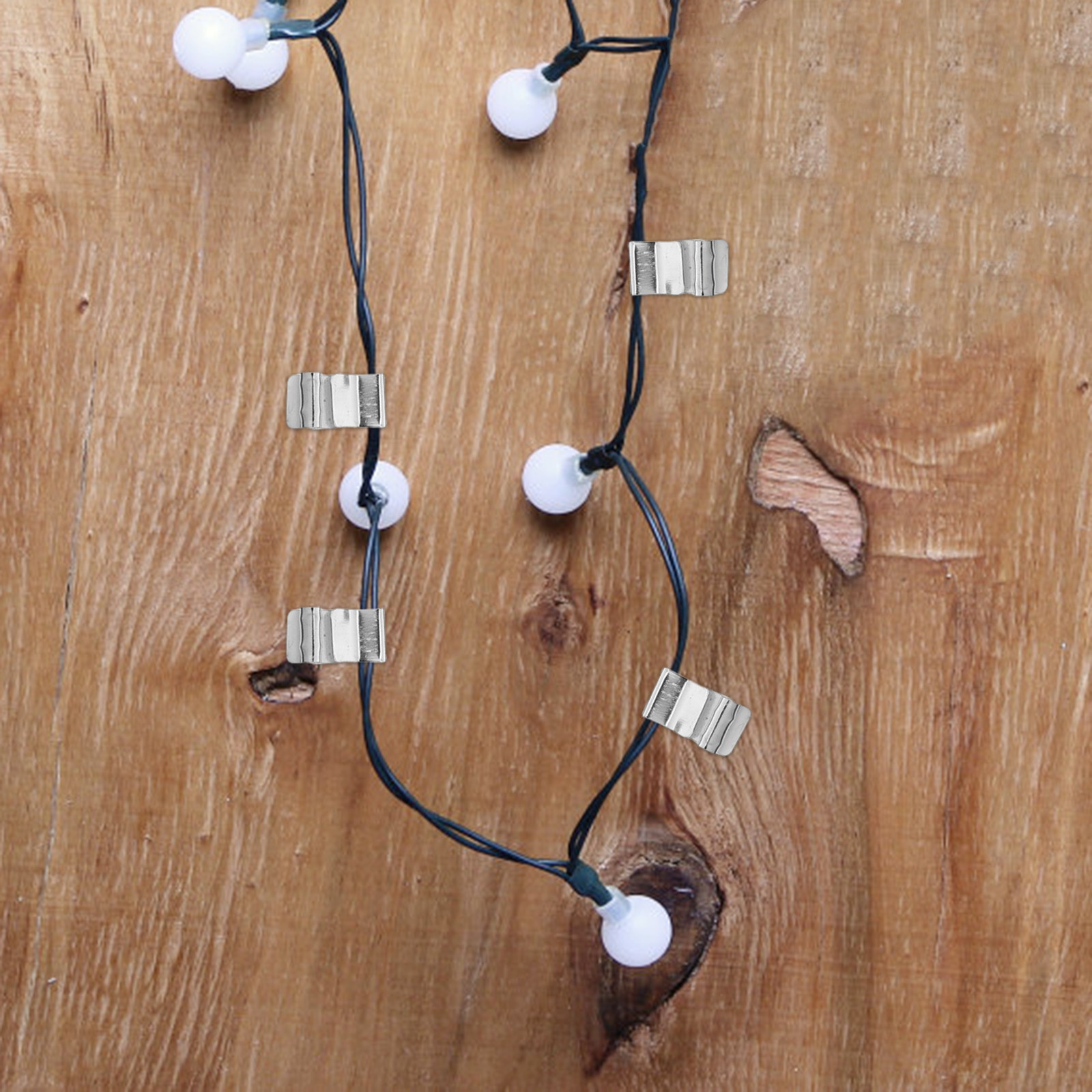 100 Buah Klip Lampu Talang Log - Outdoor Lighting On Trees ulasan dan harga